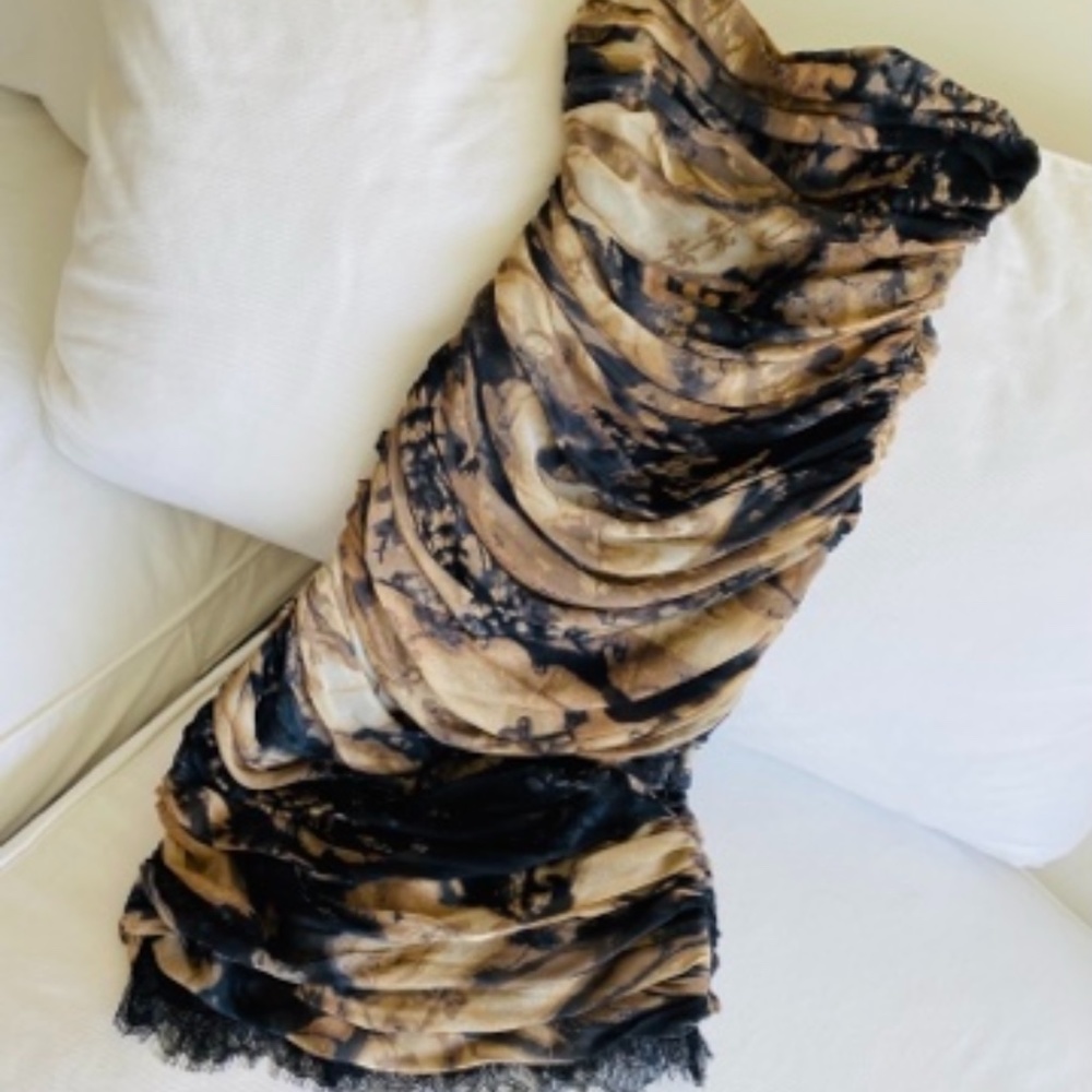 Strapless dress